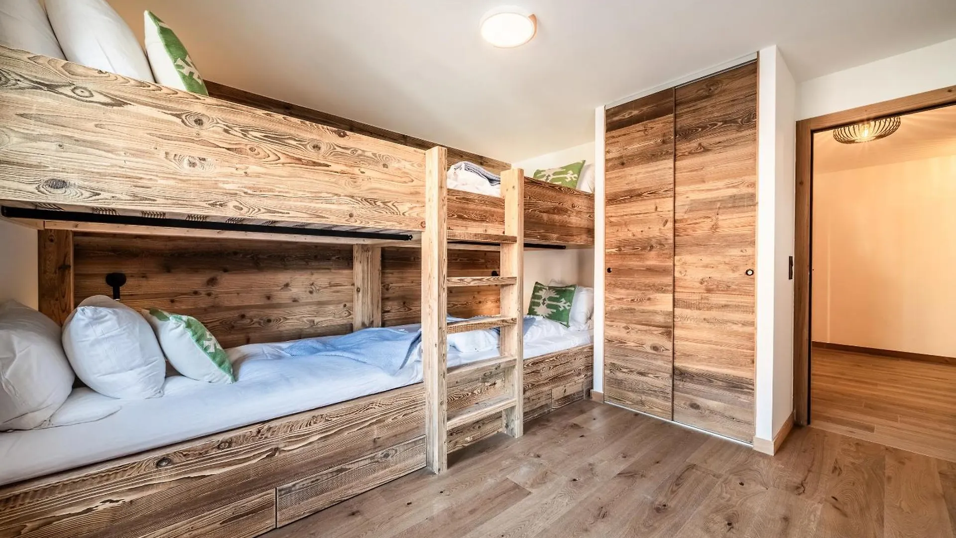 Apartment Heriz, Les Gets - By Emerald Stay